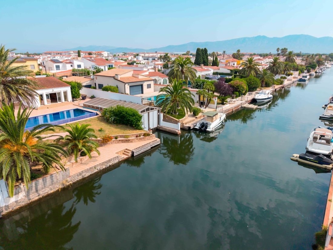 House in Empuriabrava, Catalonia, Spain 2 - 18532544
