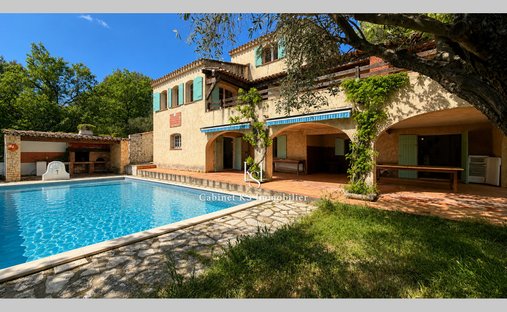 Villa in Bras, Provence-Alpes-Côte d'Azur, France 1