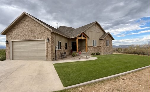 House in Vernal, Utah, United States 1