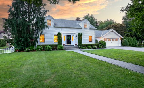 House in Garden City, New York, United States 1