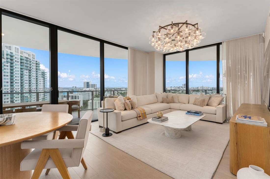 Condo in Miami Beach, Florida, United States 3 - 18536073
