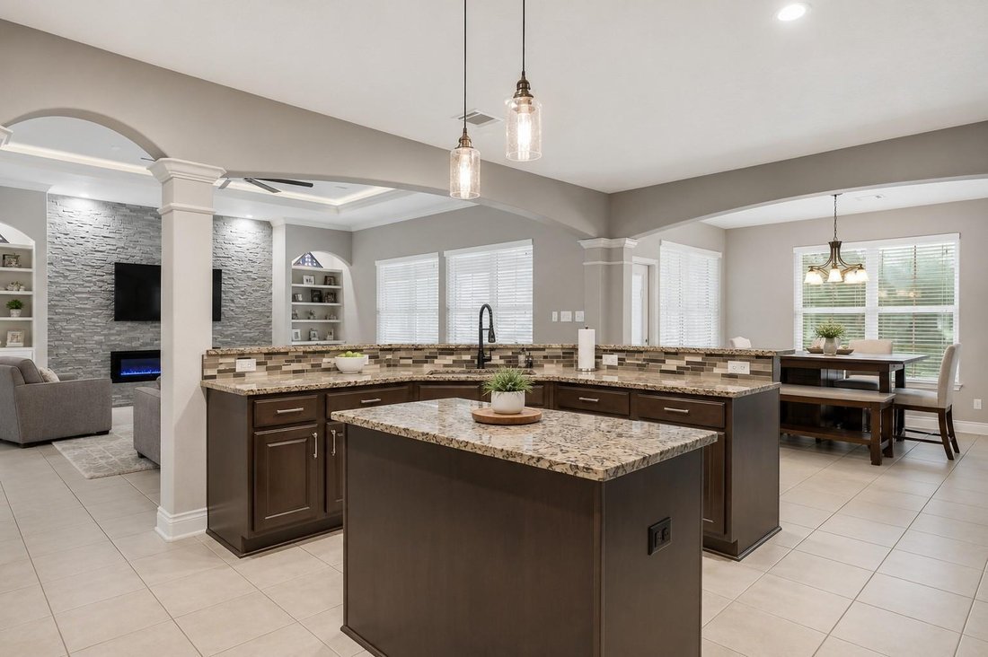 House in Rosharon, Texas, United States 3 - 18535744