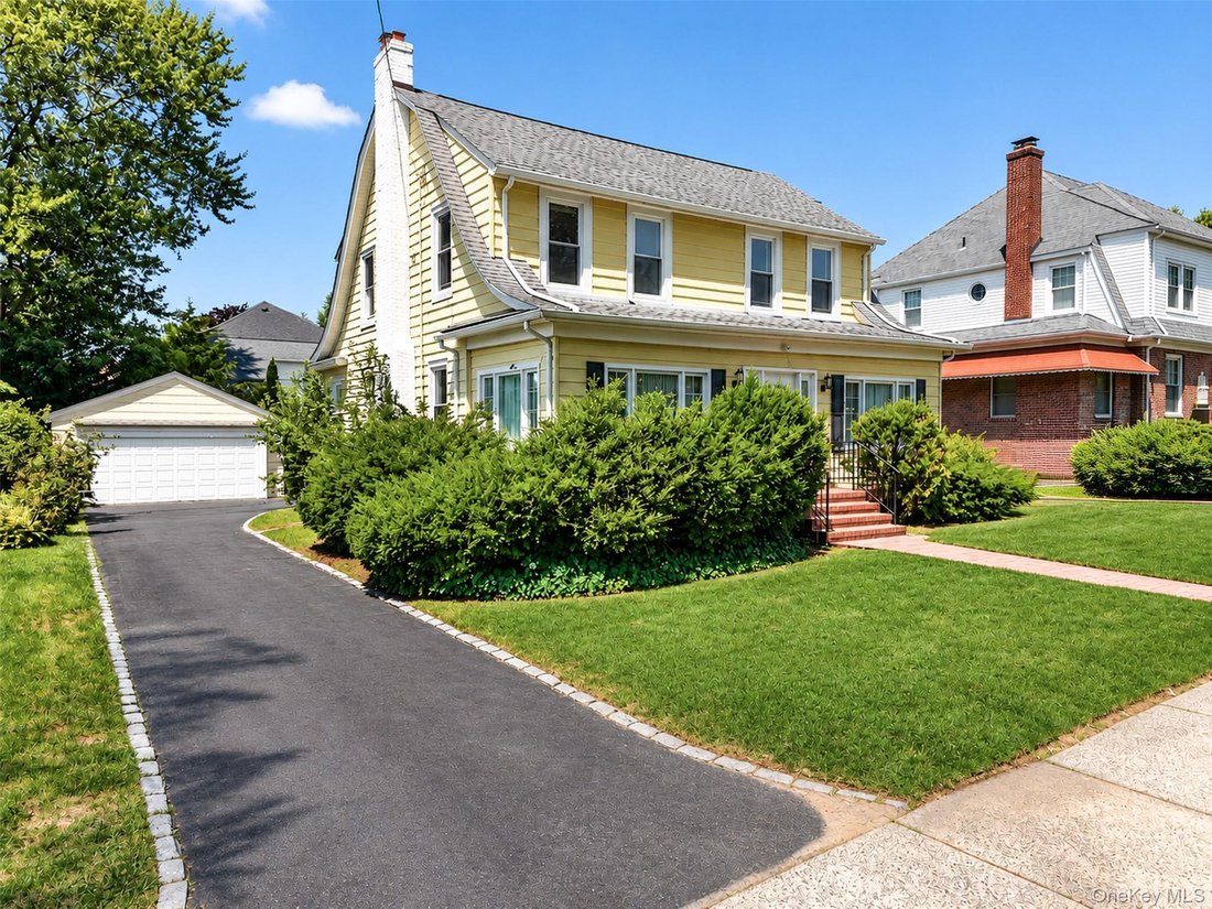 House in New York, New York, United States 3 - 18532857