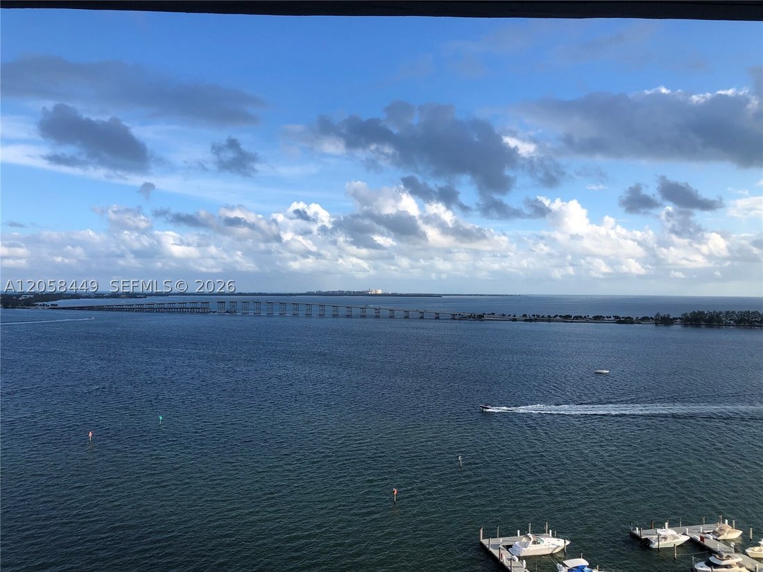 Condo in Miami, Florida, United States 1 - 18534912