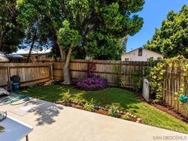 El Cajon, California, United States 4 - 18535872