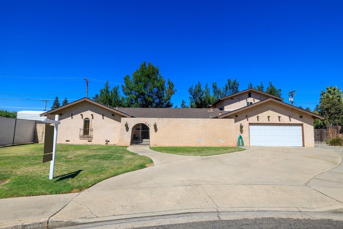 House in Turlock, California, United States 1 - 18533676