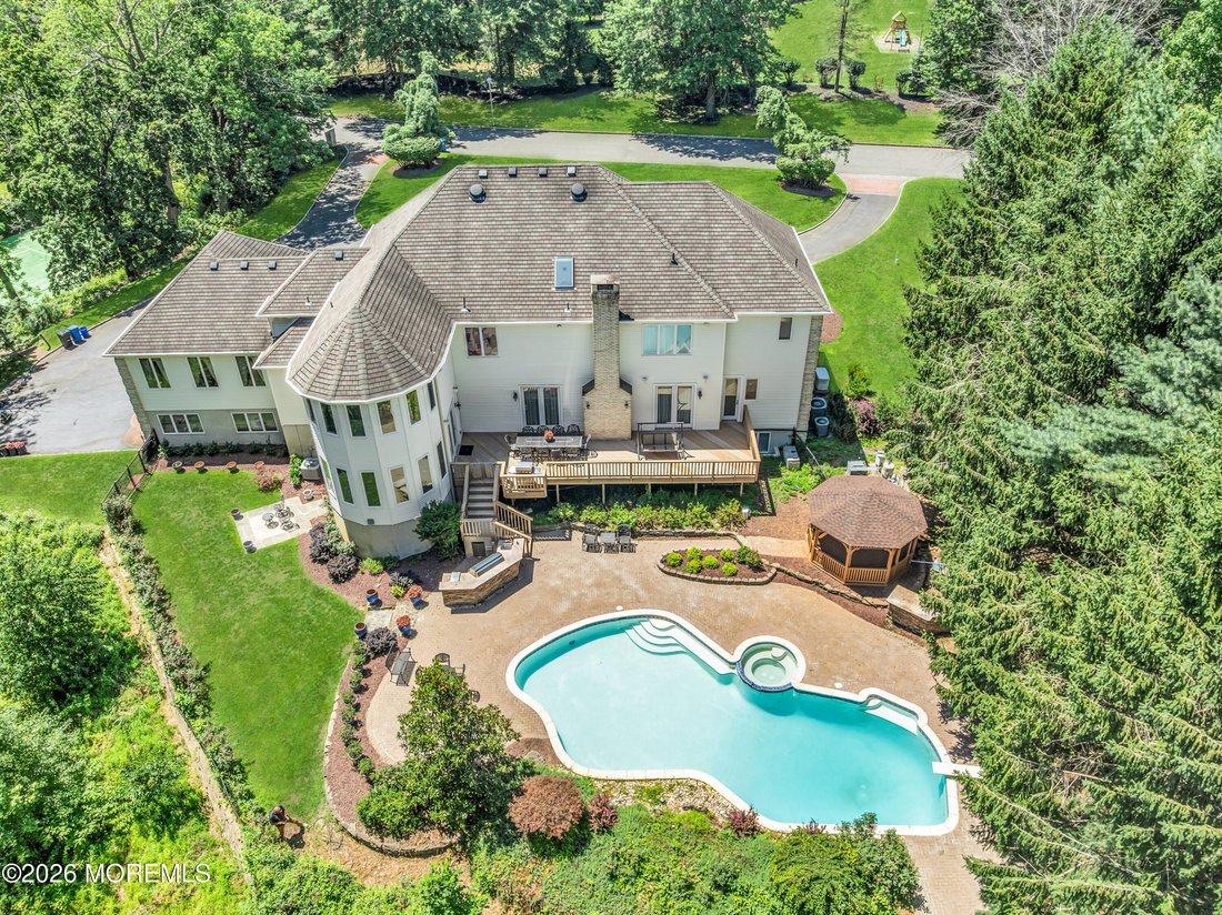 House in Marlboro Township, New Jersey, United States 2 - 18273102