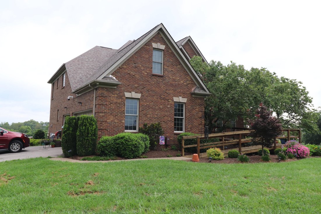 House in Nicholasville, Kentucky, United States 3 - 18534482