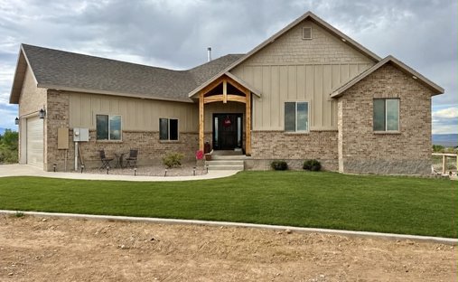House in Vernal, Utah, United States 1