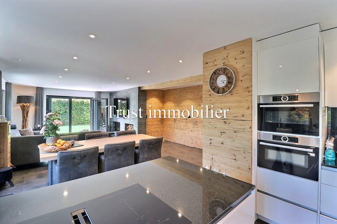Chalet in Icogne, Valais, Switzerland 2 - 18534587