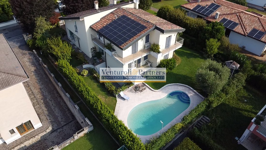 Villa in Mazzano, Lombardy, Italy 1 - 18529909