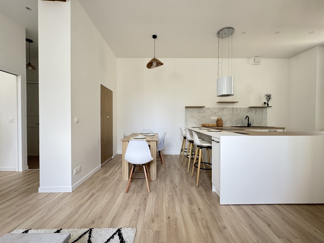 Apartment in Forêt, Saint-Germain-en-Laye, France 3 - 18534976