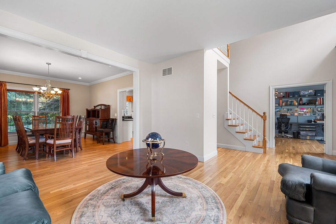 House in South Kingstown, Rhode Island, United States 4 - 18526088