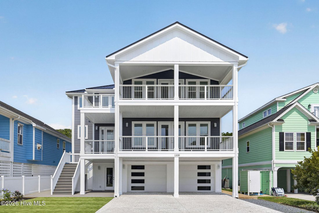 House in Kure Beach, North Carolina, United States 1 - 16778480