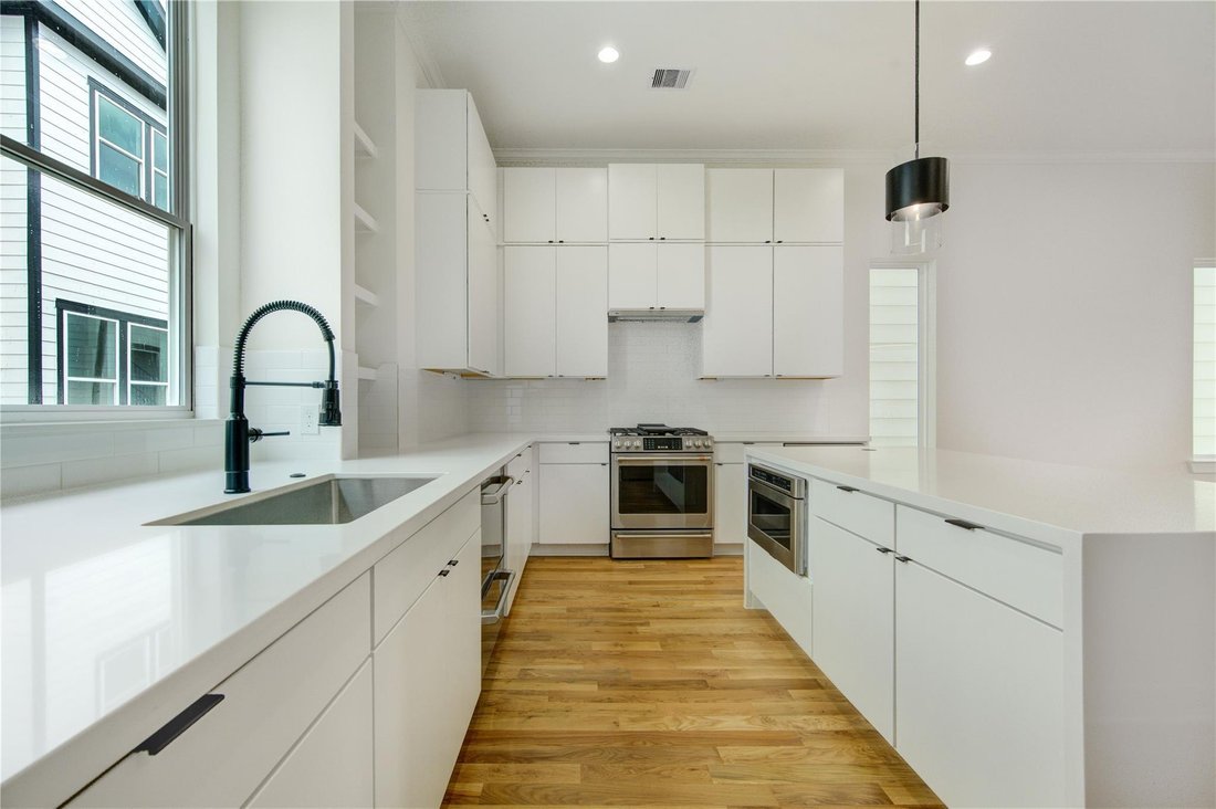 House in Houston, Texas, United States 5 - 18532724