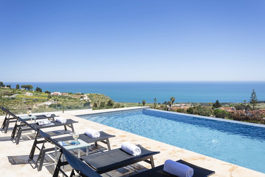 House in Castellammare del Golfo, Sicily, Italy 1 - 17702235