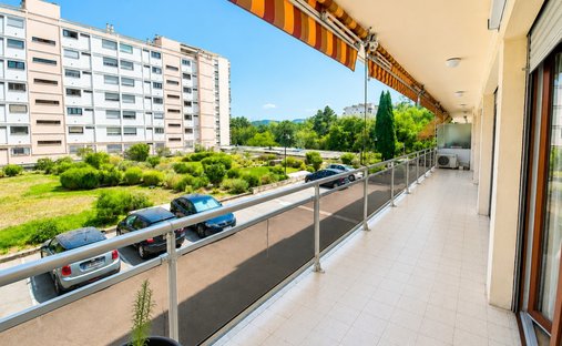 Apartamento en Granettes-Jauberte-Santa Ana, Aix-en-Provence, Francia 1