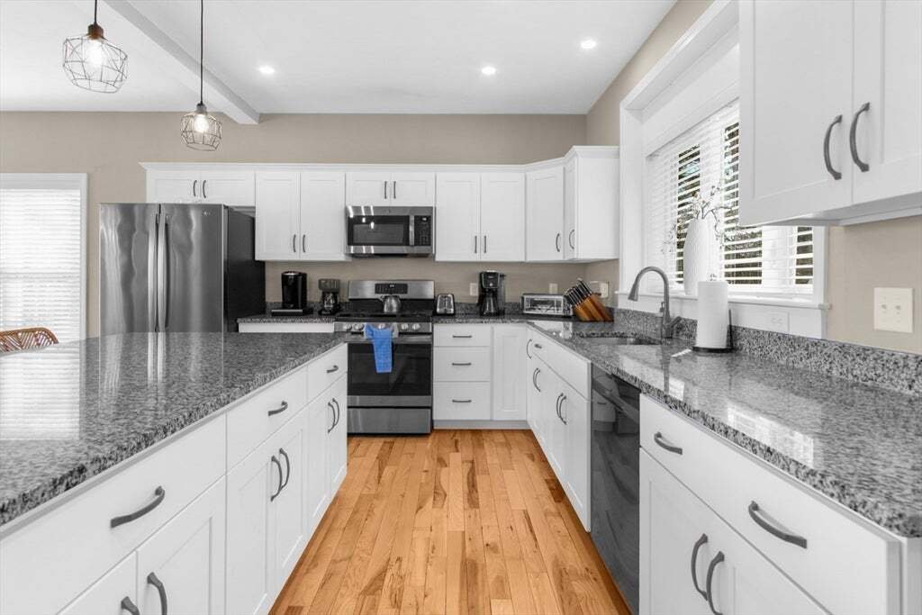 House in Plymouth, Massachusetts, United States 2 - 18533611