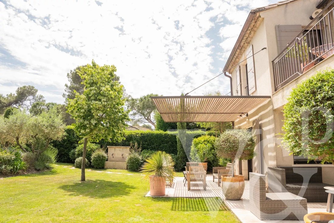 House in Eygalières, Provence-Alpes-Côte d'Azur, France 4 - 17247943