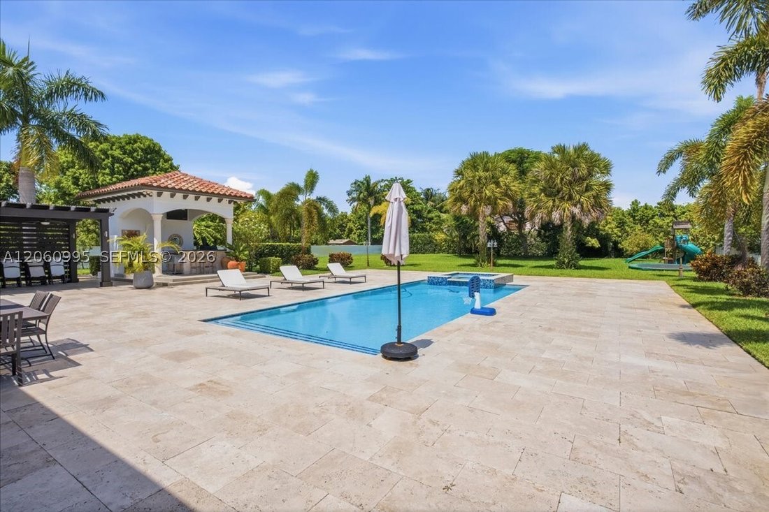 House in Miami, Florida, United States 2 - 18532356