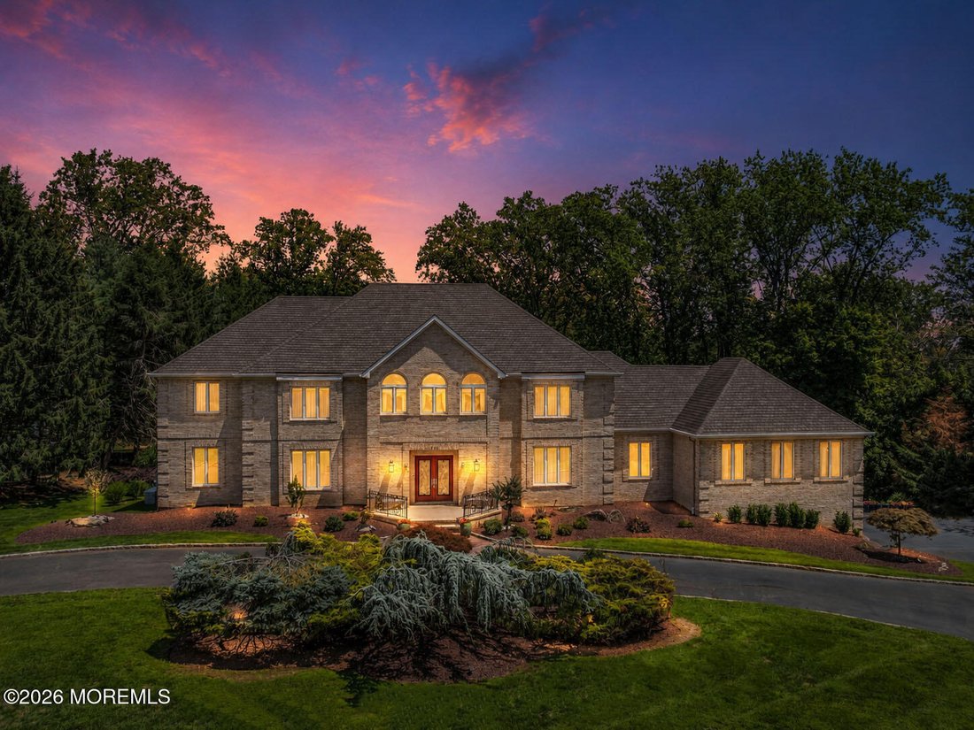 House in Marlboro Township, New Jersey, United States 3 - 18273102