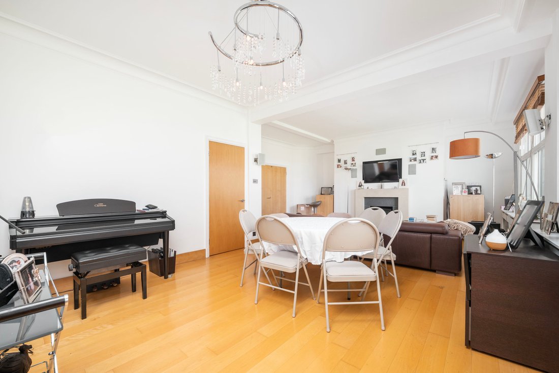 Apartment in St John's Wood, Westminster, England 3 - 18533934