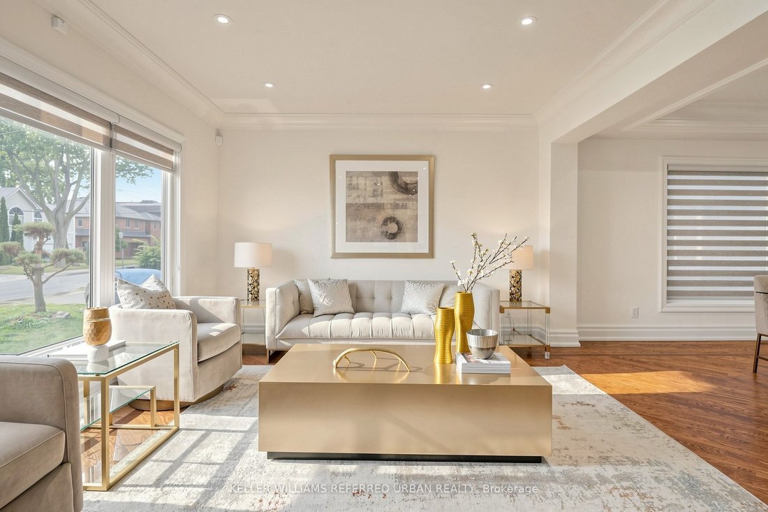 House in Toronto, Ontario, Canada 4 - 18535484
