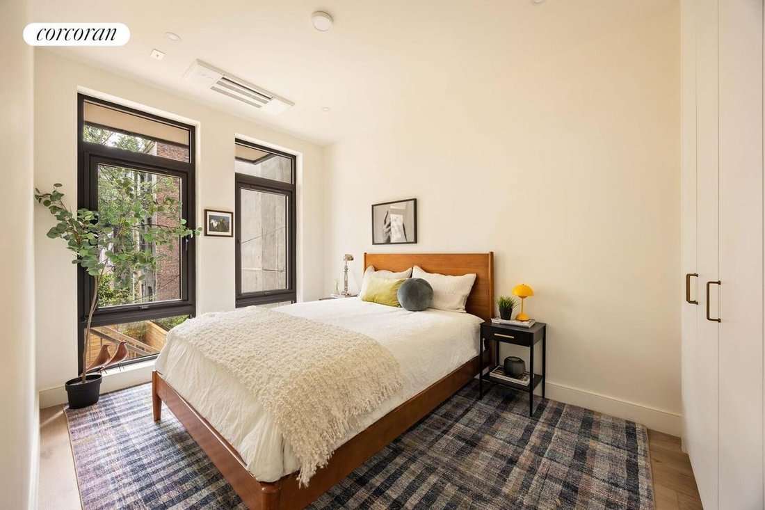 Condo in New York, New York, United States 4 - 18372290