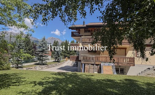 Chalet in Crans-Montana, Valais, Switzerland 1