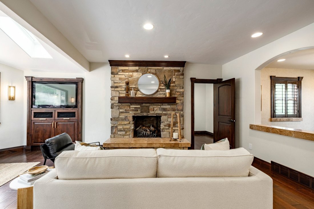 House in Salt Lake City, Utah, United States 2 - 18533186