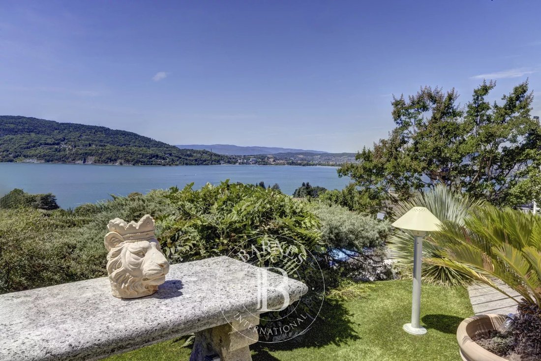 Villa in Veyrier-du-Lac, Auvergne-Rhône-Alpes, France 4 - 18533553