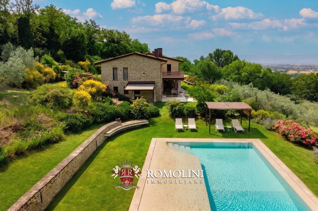 Villa in Assisi, Umbria, Italy 3 - 15870565
