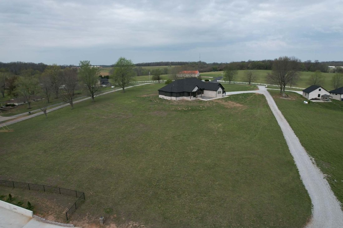 House in Republic, Missouri, United States 3 - 18533888