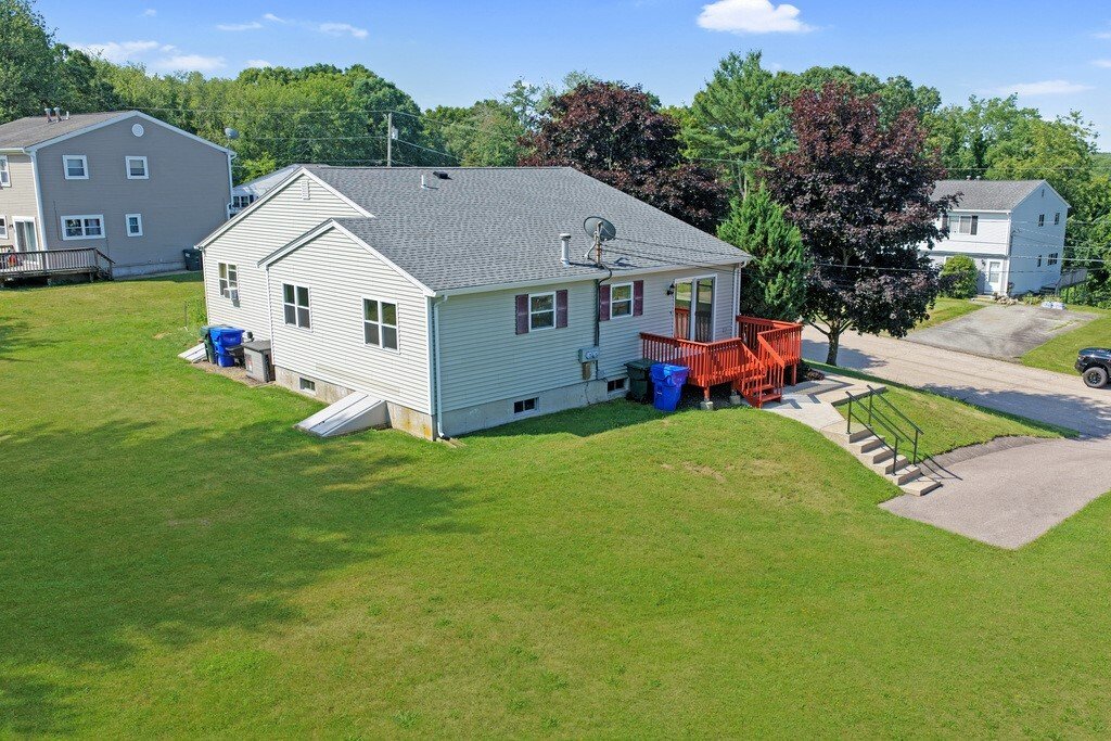Westerly, Rhode Island, United States 4 - 18532324