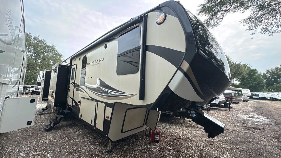 2018 Keystone RV Montana High Country FW 358BH in Thonotosassa, FL, United States 2 - 18536651
