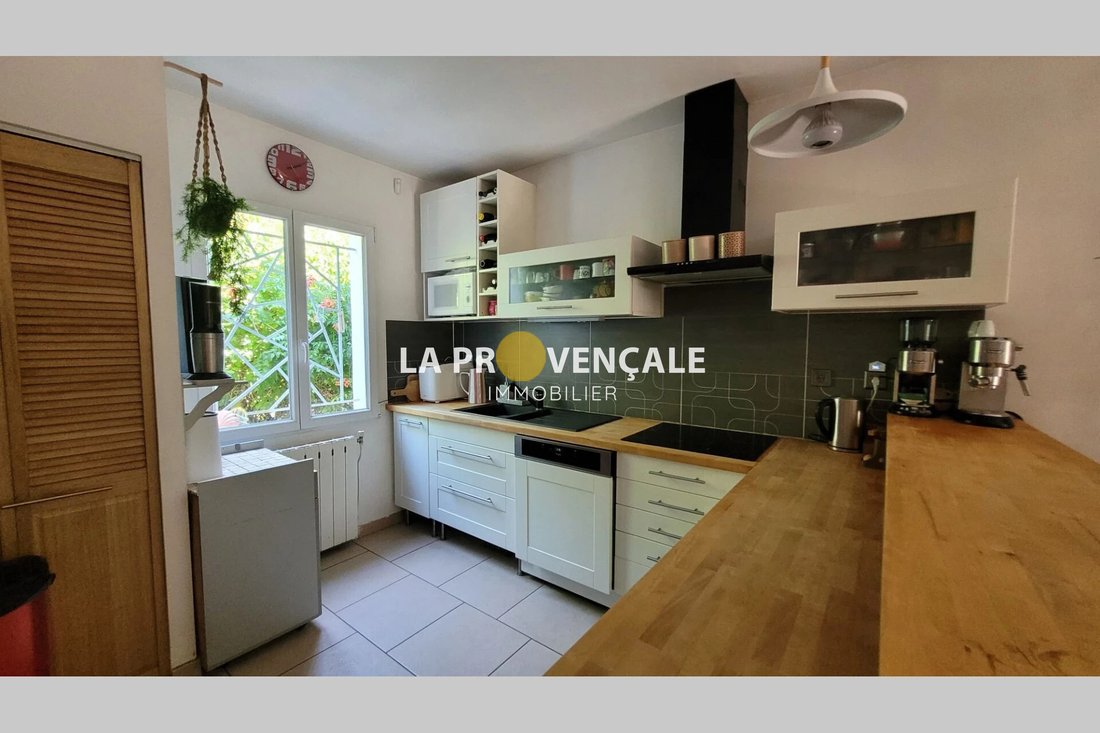Villa in Saint-Savournin, Provence-Alpes-Côte d'Azur, France 2 - 18533144