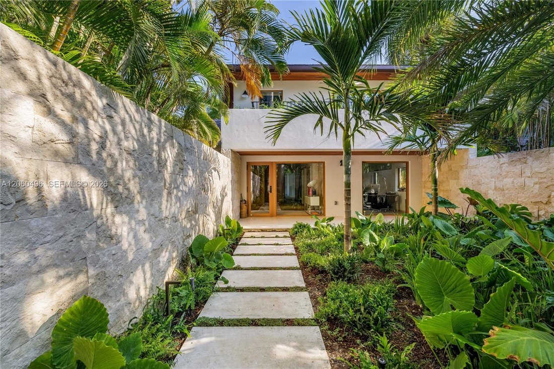 House in Miami, Florida, United States 1 - 18536093