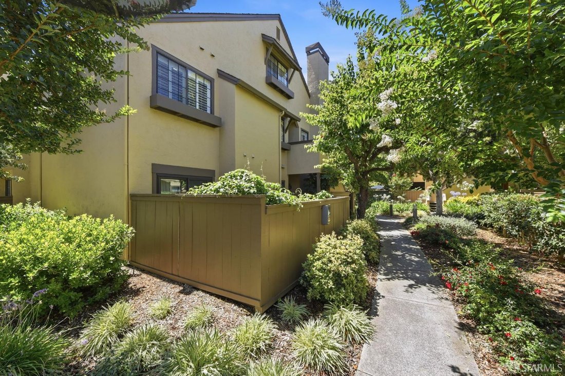 Condo in San Jose, California, United States 4 - 18535338