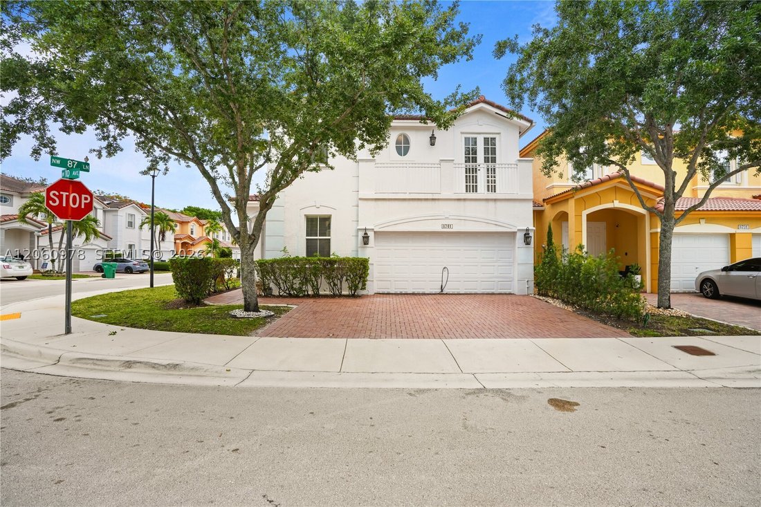 Townhouse in Doral, Florida, United States 2 - 18532363