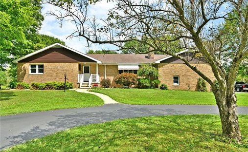 House in Farmdale, Ohio, United States 1