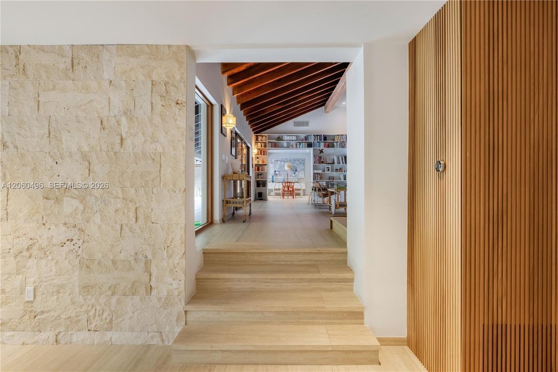 House in Miami, Florida, United States 3 - 18536093