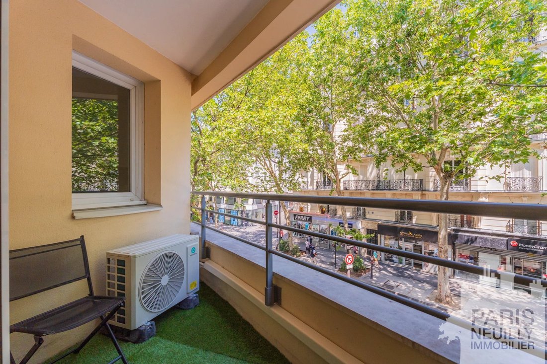 Apartment in Batignolles-Cardinet, Paris 17e Arrondissement, Paris 2 - 18533483
