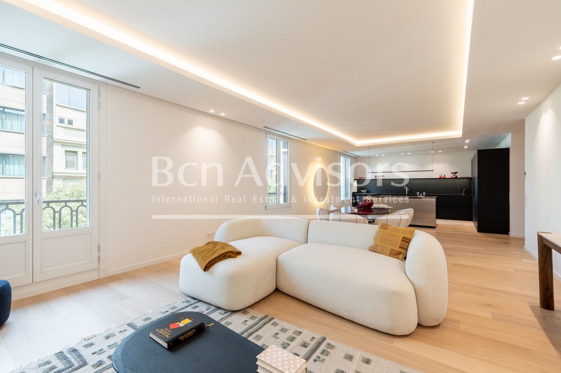 Apartment in Eixample, Barcelona, Spain 2 - 15876823