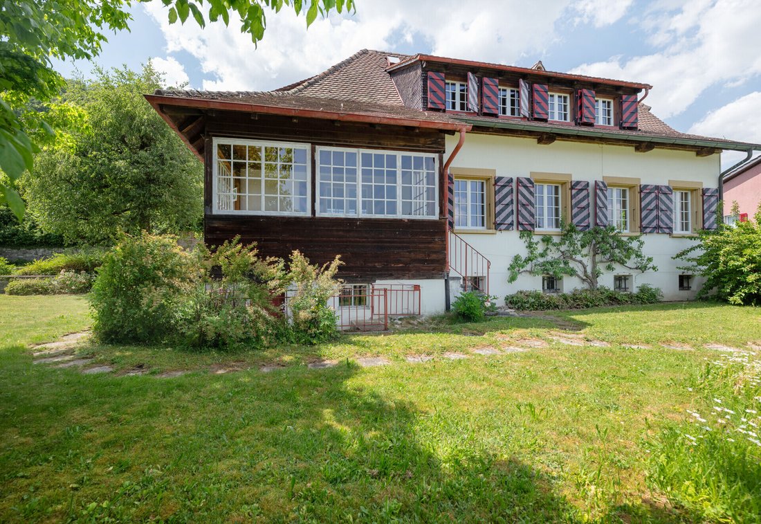 Casa a Erlach, Berna, Svizzera 2 - 18534217