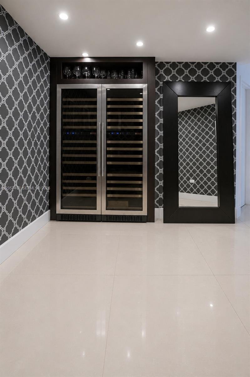 Condo in Miami, Florida, United States 4 - 18536072