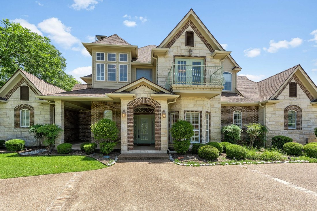 House in Granbury, Texas, United States 3 - 18535505