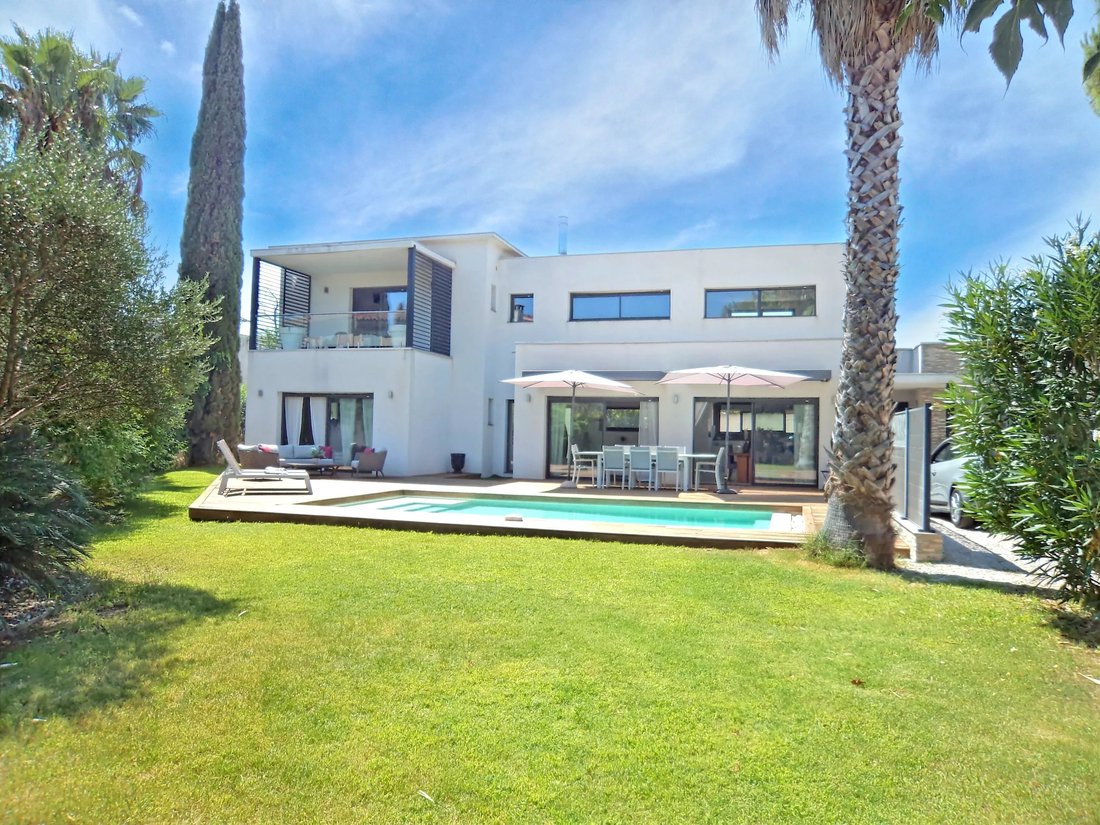 Villa in Castelnau-le-Lez, Occitania, France 1 - 18038618