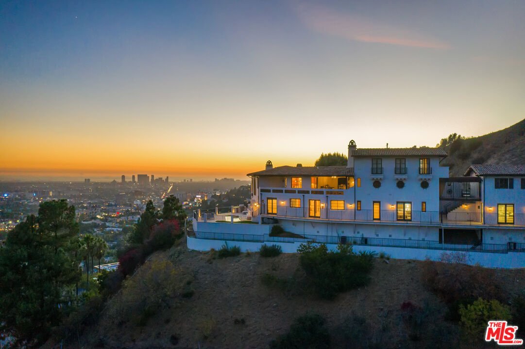 House in Los Angeles, California, United States 4 - 18536034