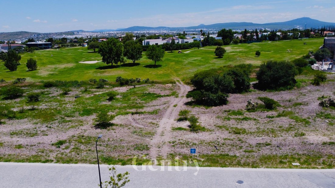 Land in Santiago de Querétaro, Querétaro, Mexico 5 - 18533229