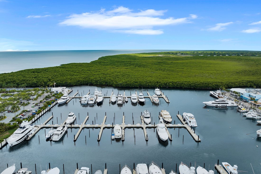 Yacht Slip Dockage in Key Colony Beach, Florida, United States 4 - 18506511